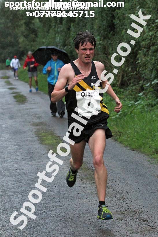 Morpeth 10k Road Race (North Eastern Champs. 10k). Photo: David T. Hewitson/Sports for All Pics